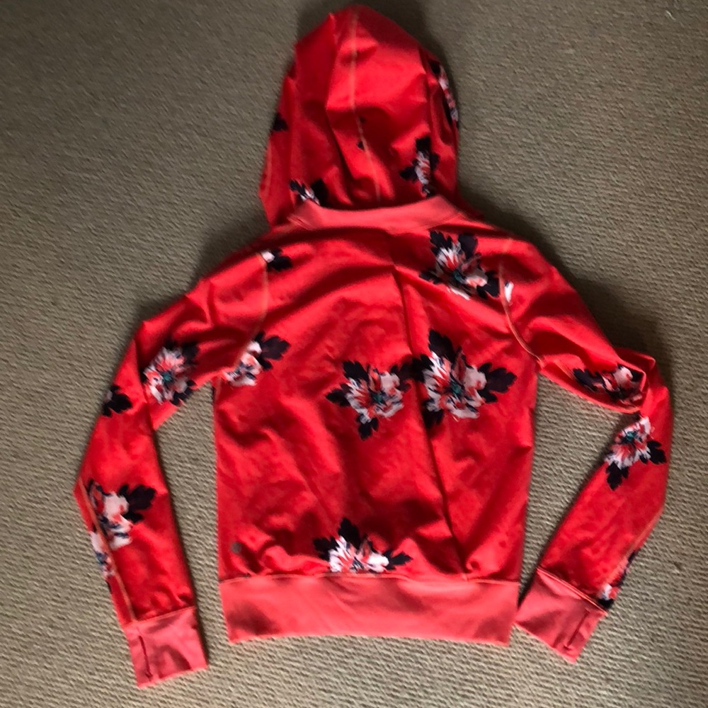 Lululemon Jacket - Picture 3 of 4
